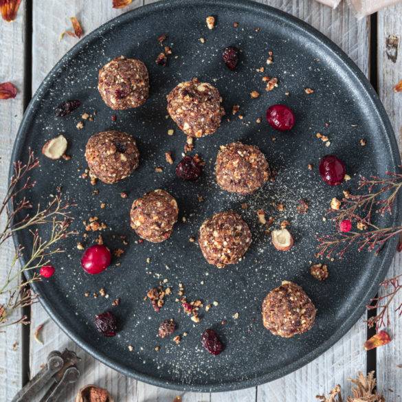 Caption of Raw Maca Cranberry Hazelnut Energy Balls. Image by Edward Daniel (c).