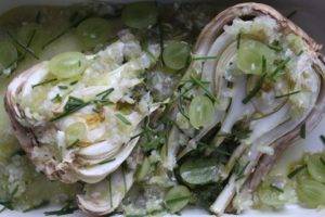 Caption of Raw Fennel with Grapes and Chives. Image by Edward Daniel (c).