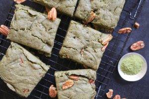 Caption of Matcha and Pecan Mini-Cakes. Image by Edward Daniel (c).