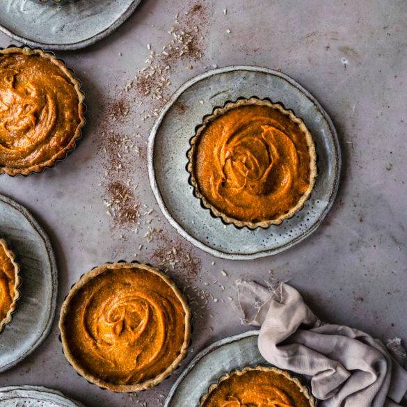 Vegan gluten-free Pumpkin Pie recipe; spiced with liquorice-like Star Anise, sweet cinnamon, peppery allspice and woody cloves with an amaranth pastry. Edward Daniel ©.