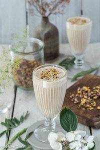 Smooth creamy Pistachio with chewy succulent Mulberry with yoghurt and hemp milk to form a reinvigorating Lassi.