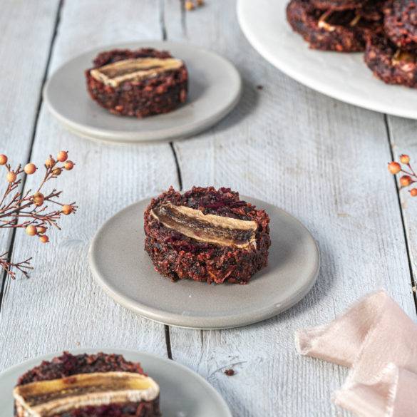 Caption of Raw Beetroot Banana Fritters. Image by Edward Daniel (c).