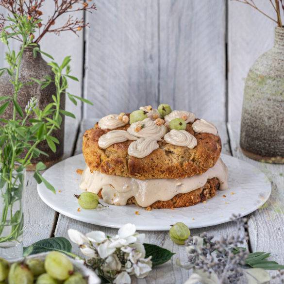 Burst Gooseberries with a hint of floral peppery cardamom and liquorice-like star anise in a double layered cake with cashew cream icing. 