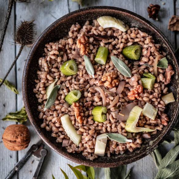 Caption of Fennel and Walnut Barley Risotto. Image by Edward Daniel (c).