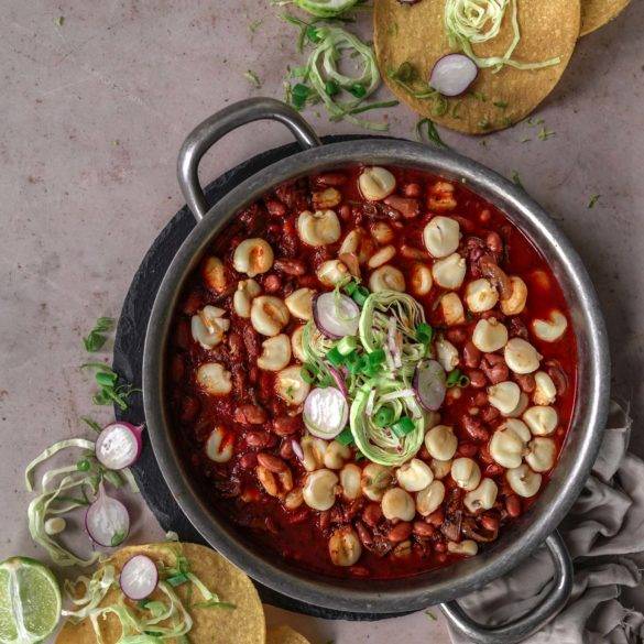 Fiery fleshy chewy hominy with lashings of pinto beans, garlic, cumin, oregano, bay leaves and Mexican chilis; Pozole Rojo recipe. Edward Daniel ©.